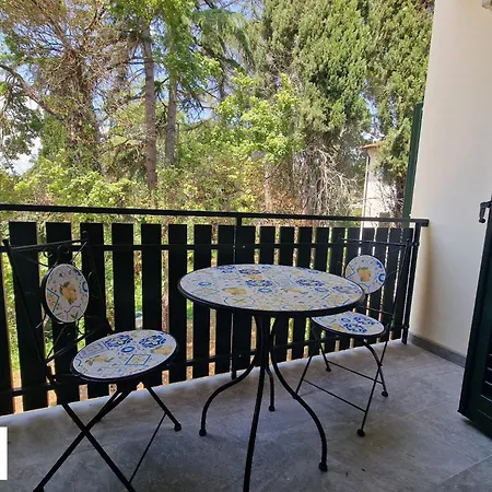 Mirko Apartment With Free Parking By Florence Sweet Homes-2